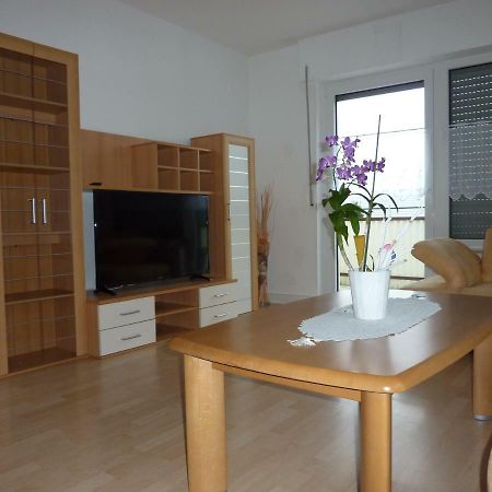 Ferienwohnung Landwehr Großostheim Bagian luar foto